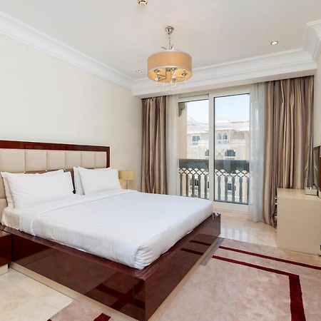 Royal Club By Rvhr, Grandeur Residence Crescent Palm Jumeirah Дубай Экстерьер фото