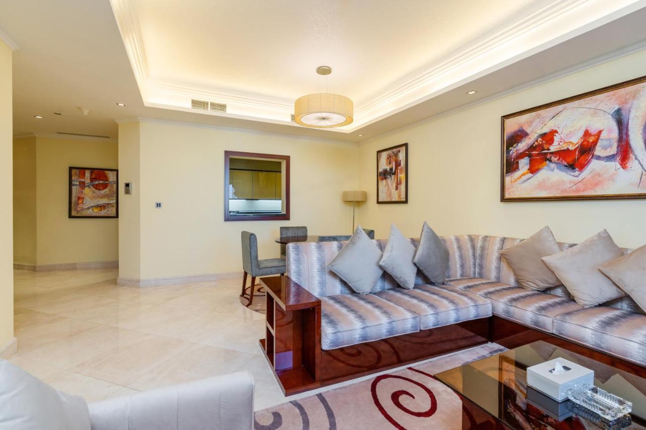 Royal Club By Rvhr, Grandeur Residence Crescent Palm Jumeirah Дубай Экстерьер фото
